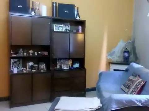 Depto Tipo Casa en Venta en Parque Avellaneda, USD 98.000