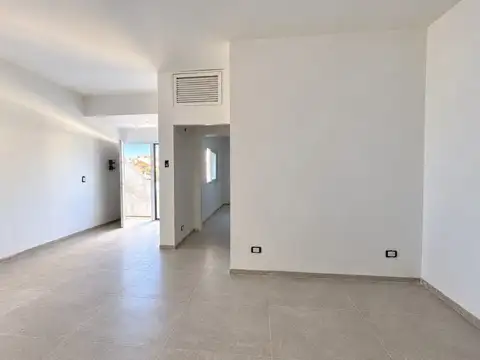 Depto Tipo Casa en Venta en Villa Martelli, USD 130.000