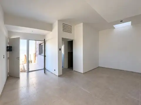 Depto Tipo Casa en Venta de 2 ambientes