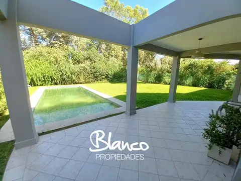 Pilar del Este - Los Jazmines -