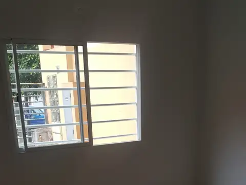 Departamento en Alquiler en San Justo, $ 450.000