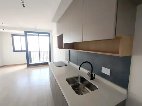 A estrenar -  Llave en mano -