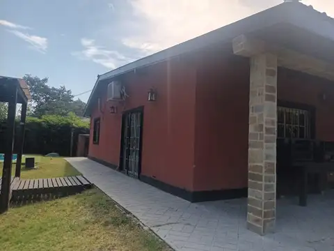 Quinta en Venta con 2 cocheras