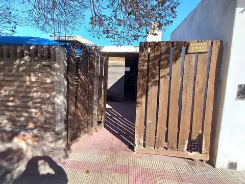 VENTA DE CASA A DEMOLER POR AVENIDA ITALIA