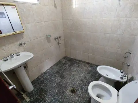 ALQUILER PH DE 2 AMBIENTES BALCÓN AL FRENTE