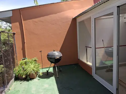 Depto Tipo Casa en Venta de 4 ambientes