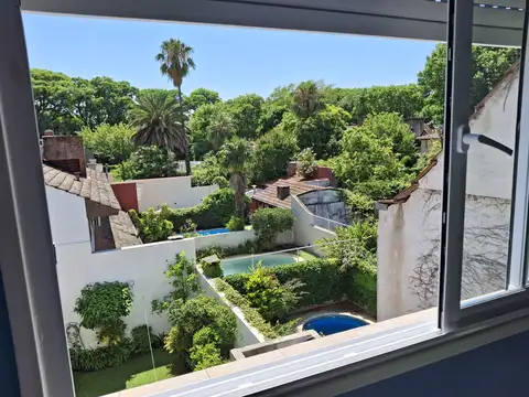 Excelente PH en 2 plantas con terraza totalmente reciclado a nuevo