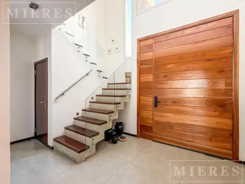 Casa en Alquiler de 4 dormitorios