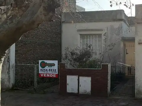 Casa Chalet  en Venta en Quilmes, G.B.A. Zona Sur, Argentina - SVN1046_LP602454_1