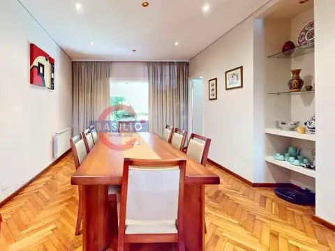 Casa 5 ambientes con 2 baños