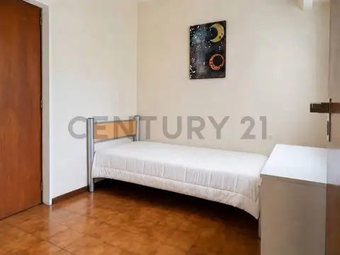 Departamento 5 ambientes con 3 baños