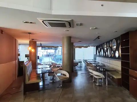 Local en Venta 15 años
