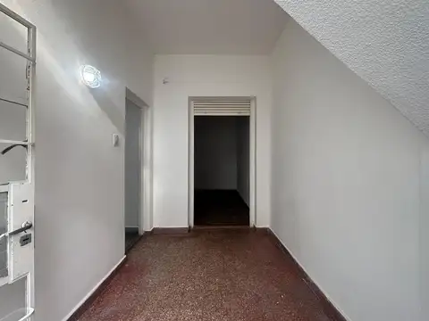 Depto Tipo Casa 2 ambientes con 1 baño