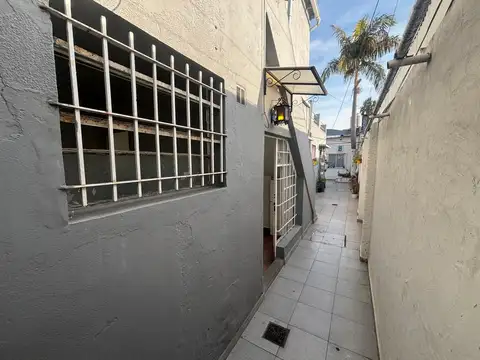 Depto Tipo Casa en Alquiler de 2 ambientes