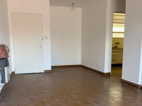 Excepcional cfte con enorme patio todo luz