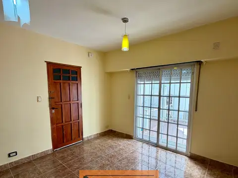 Depto Tipo Casa en Venta de 2 ambientes