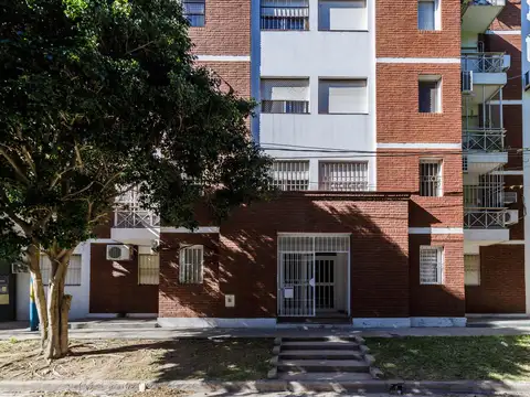 Departamento 5 ambientes con 1 baño