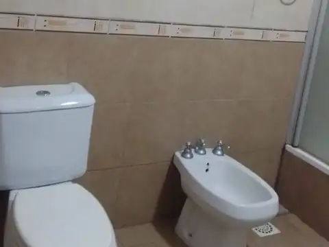 CASA EN VENTA BARRIO SAN CAYETANO, CHASCOMUS