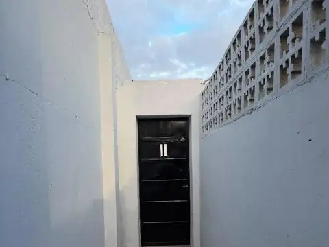 Depto Tipo Casa en Alquiler de 3 ambientes