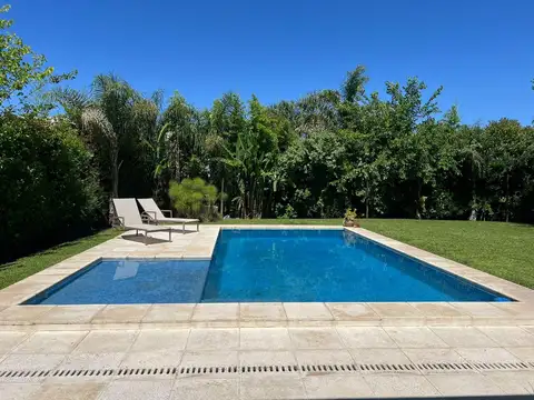Casa en Venta en Haras Santa Maria, USD 340.000