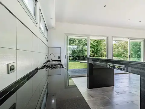 Casa en Venta en Arturo Seguí, USD 239.000