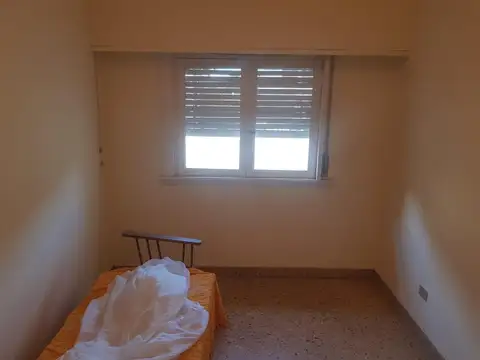 VENTA EN BLOCK VIVIENDA MULTIFAMILIAR C/ LOCALES COMERCIALES