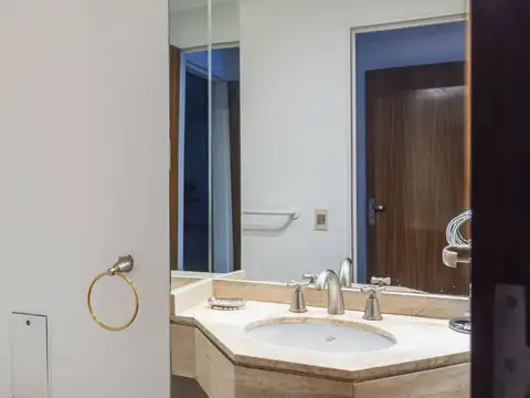 Departamento 4 ambientes con 3 baños