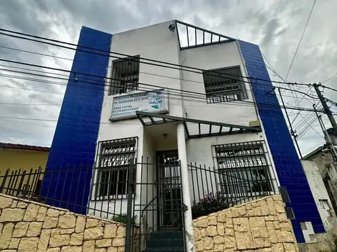 Gran propiedad, muy versátil ideal uso profesional