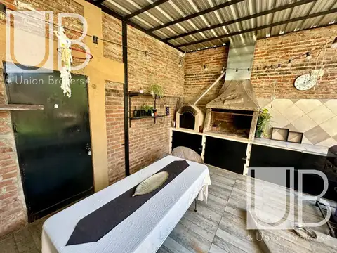 Casa 6 ambientes con 1 baño