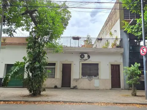 Juan A. García : lote propio 3amb.   2amb. con depósito