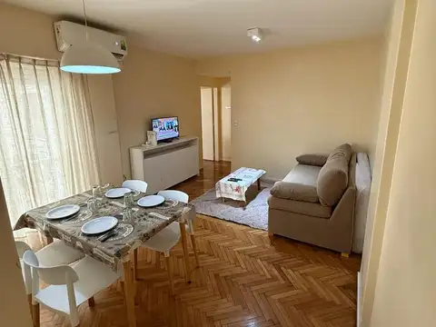 Avenida Coronel Díaz 1800
