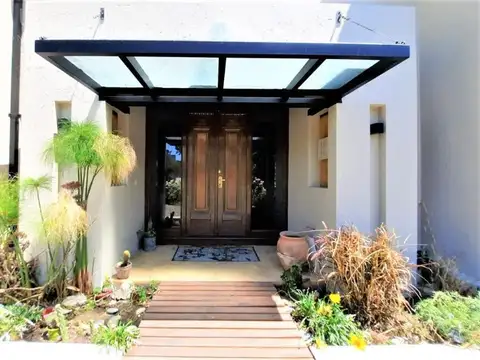 Casa en Alquiler Temporal en La Lomada De Pilar, USD 5.000