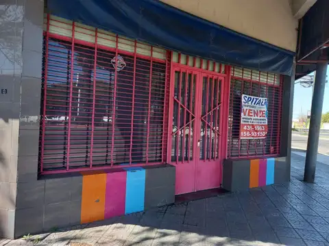 VENDO LOCAL ESQUINA 27 DE FEBRERO Y MATIENZO