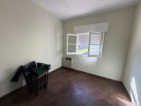 Casa en Venta en Bernal Oeste, USD 100.000