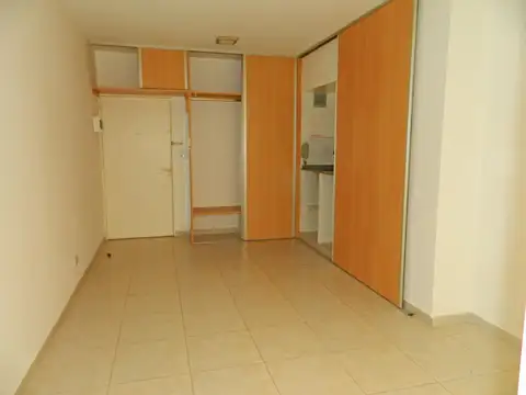 Teniente General Juan Domingo Perón 2100