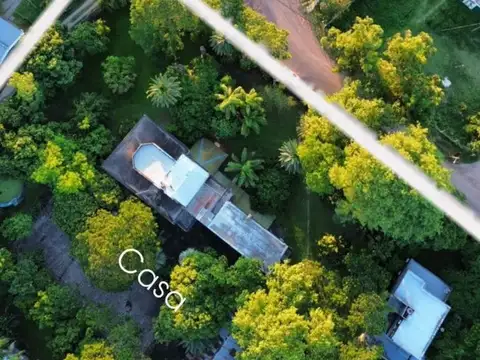 Casa en Alquiler con 1 cochera