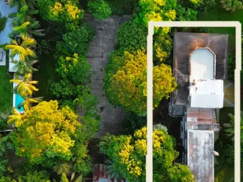 Casa 8 ambientes con 4 baños