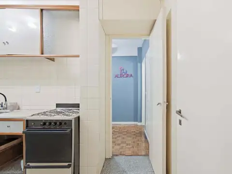 Venta Departamento 5 ambientes, Piso alto, frente. Apto Credito