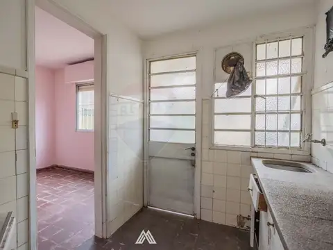 Venta Casa PH, 2 dorm, Patio, Curva de Maroñas