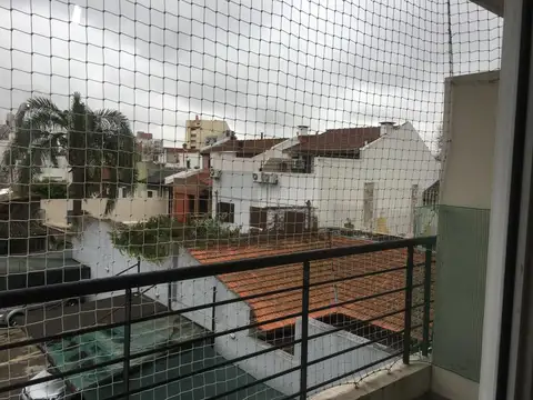 MONOAMBIENTE CONTRAFRENTE CON BALCON SUPER LUMINOSO