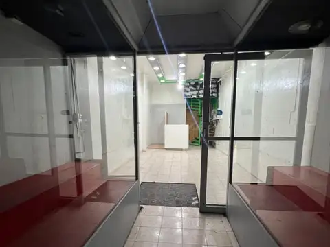 Local - Alquiler - Argentina, General San Martín - Av Brigadier Juan Manuel de Rosas 2786