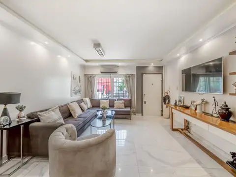 Depto Tipo Casa en Venta 45 años