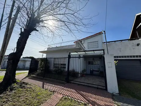 Casa en Venta en Bernal, USD 185.000