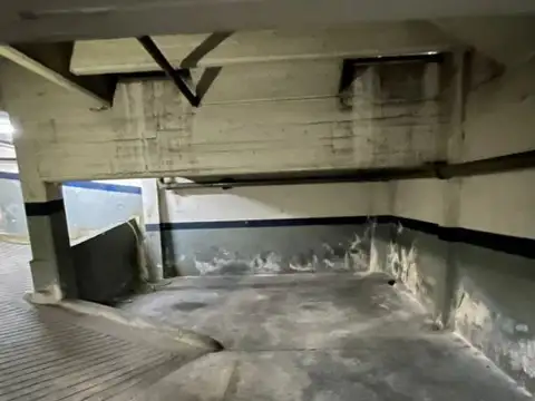 Cochera en Venta Fija