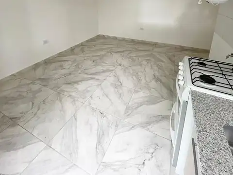 Depto Tipo Casa 2 ambientes con 1 baño