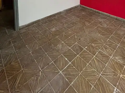 Casa 6 ambientes con 2 baños