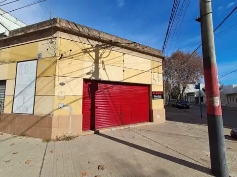 Local en esquina Lamadrid y BsAs - $500.000 ICL cada 4 meses - Buenos Aires 5102