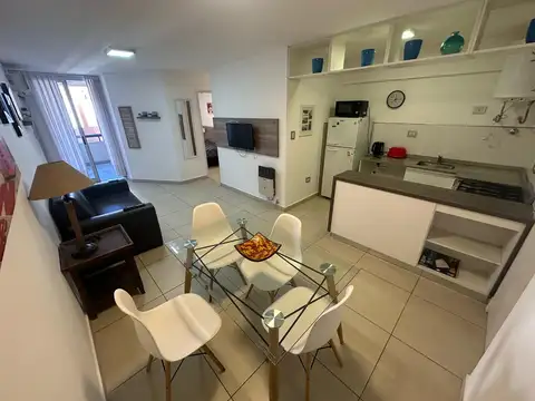 ALQ AMOBLADO - 1 DORM - AMPLIO BALCÓN - NVA CBA
