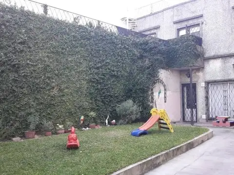 Depto Tipo Casa en Venta de 4 ambientes