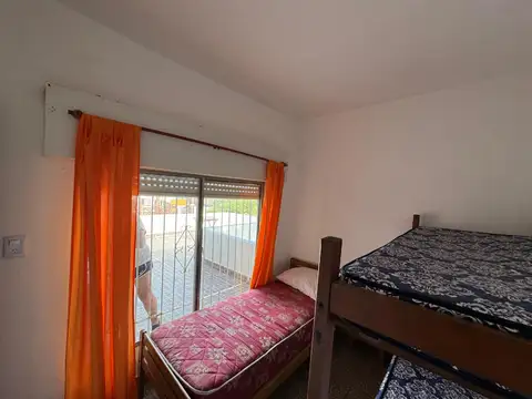 Casa de 4 amb + depto de 3 amb (indep) con vista al mar desde terraza! 67 e/1 y playa Mar del tuyu